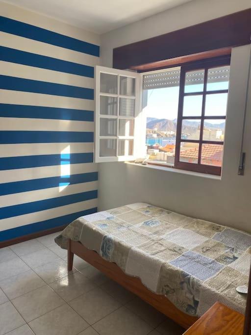 Вилла Vivenda Com Patio, No Coracao Do Минделу Экстерьер фото